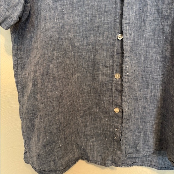 Orvis Men’s 100% Linen Short Sleeve Shirt
Size XL | Light Blue Chambray - Picture 7 of 8